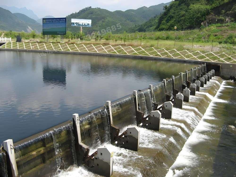 安康阶梯式液压钢坝